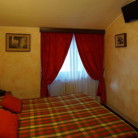 Hotel Al Caminetto Валтурненче Екстериор снимка
