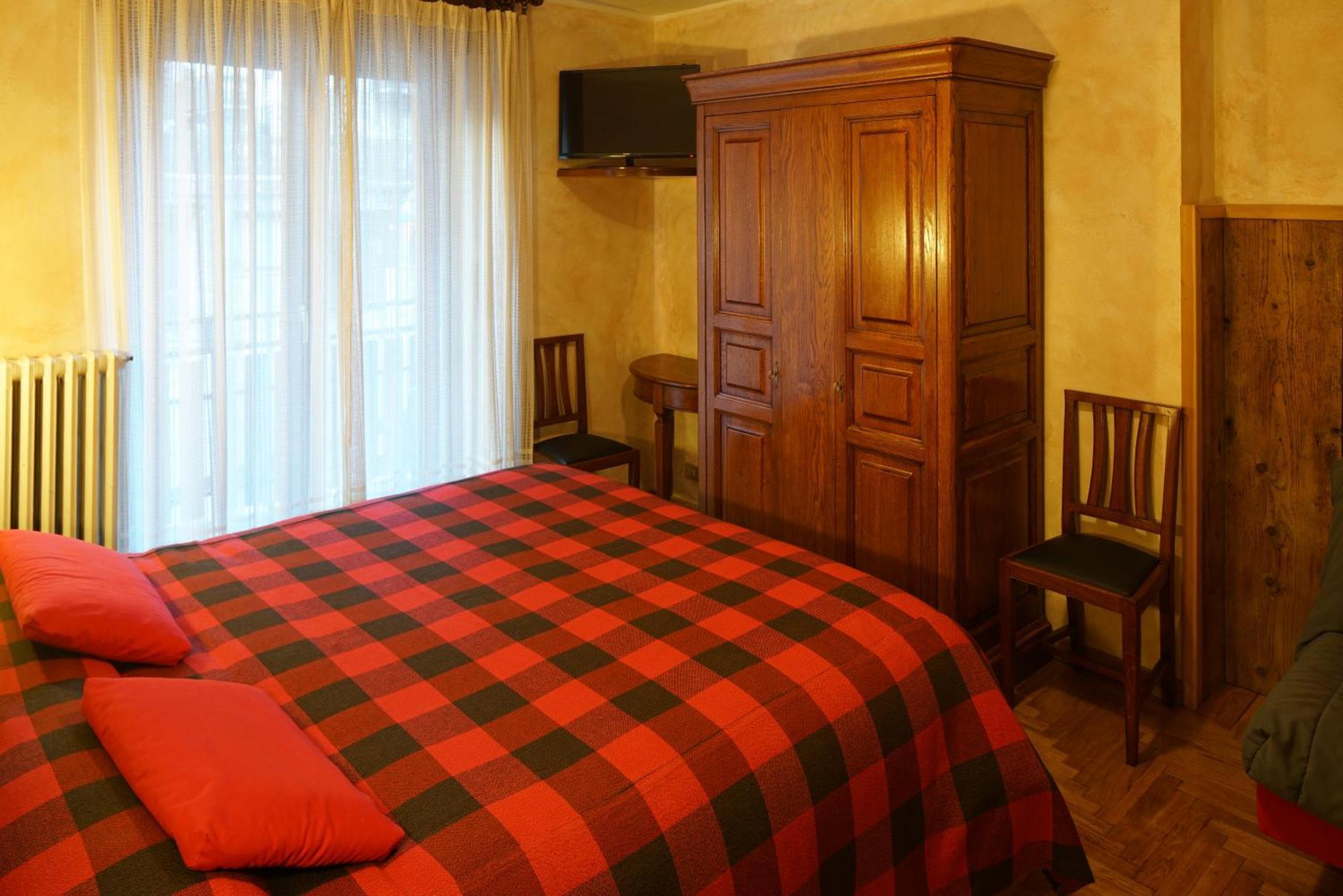 Hotel Al Caminetto Валтурненче Екстериор снимка