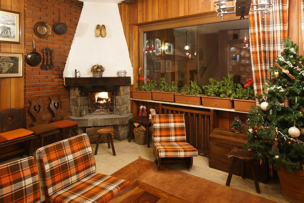 Hotel Al Caminetto Валтурненче Екстериор снимка