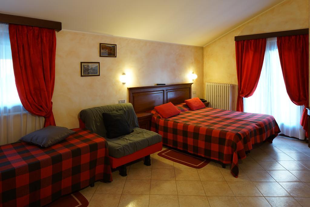 Hotel Al Caminetto Валтурненче Екстериор снимка