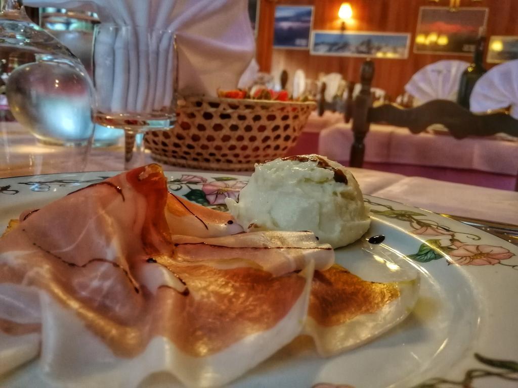 Hotel Al Caminetto Валтурненче Екстериор снимка