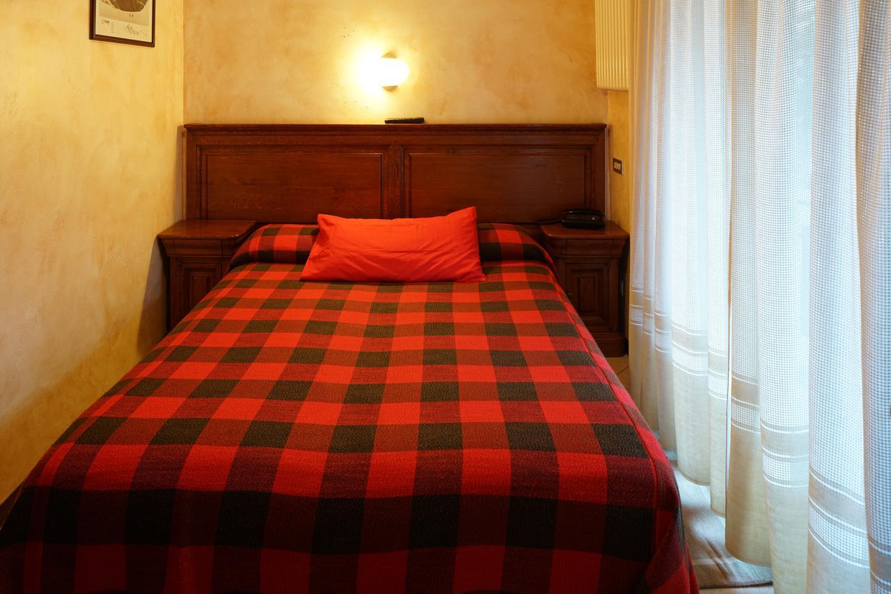 Hotel Al Caminetto Валтурненче Екстериор снимка